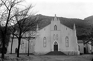 Die Zionskerk, Paarl, in 1841 opgerig, op 4 Augustus 1842 ingewy en sedert 1984 die eiendom van die plaaslike Hervormde gemeente.