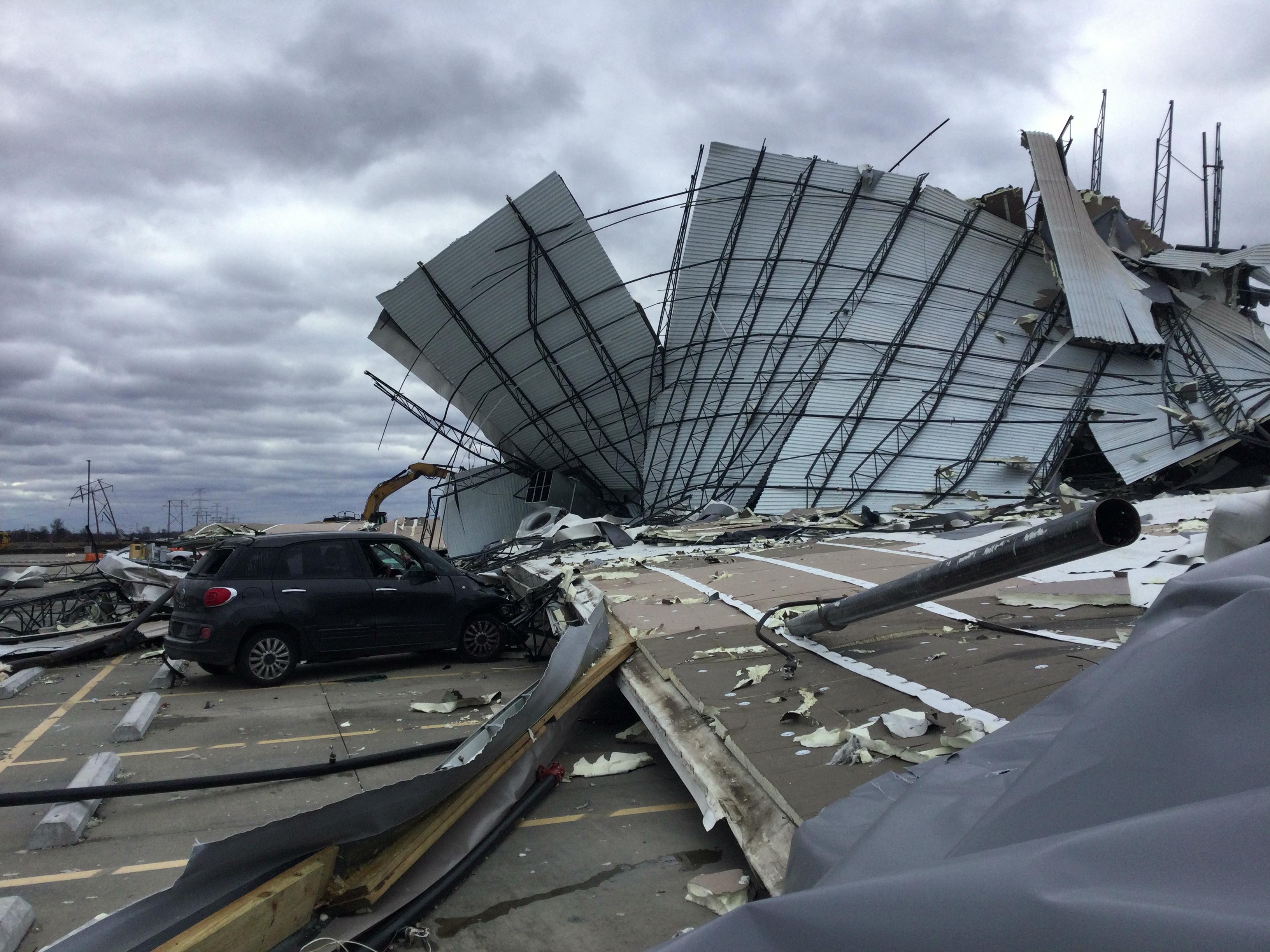 EF3 damage to an Amazon warehouse building and high-tension power lines between Pontoon Beach and Edwardsville, IL.