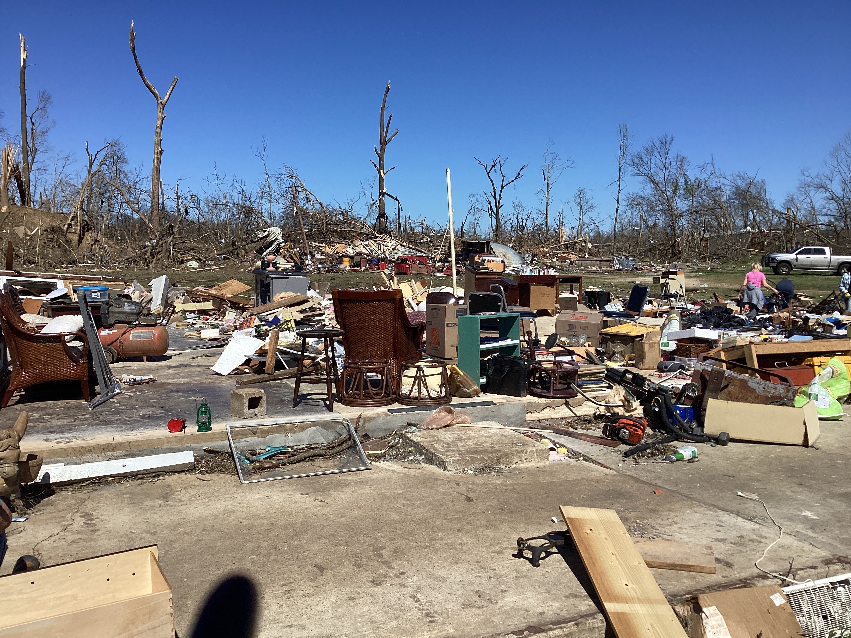 EF3 damage southwest of Covington.