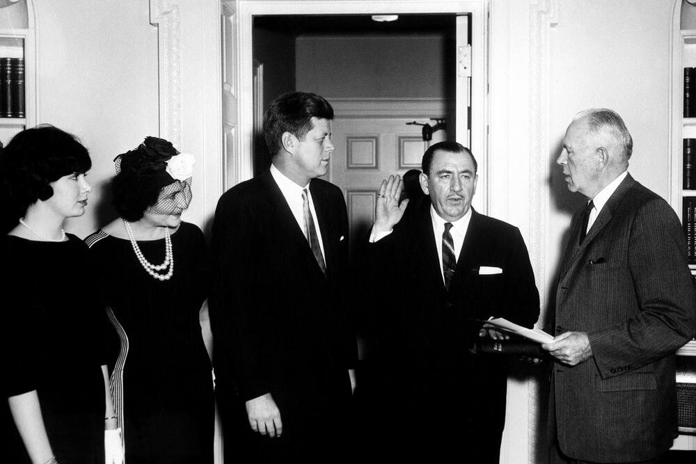 President John F. Kennedy Attends Swearing-In of Thomas D'Alesandro (cropped).jpg