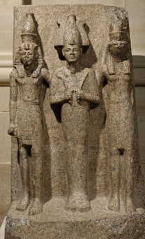 Statue of three men arm in arm