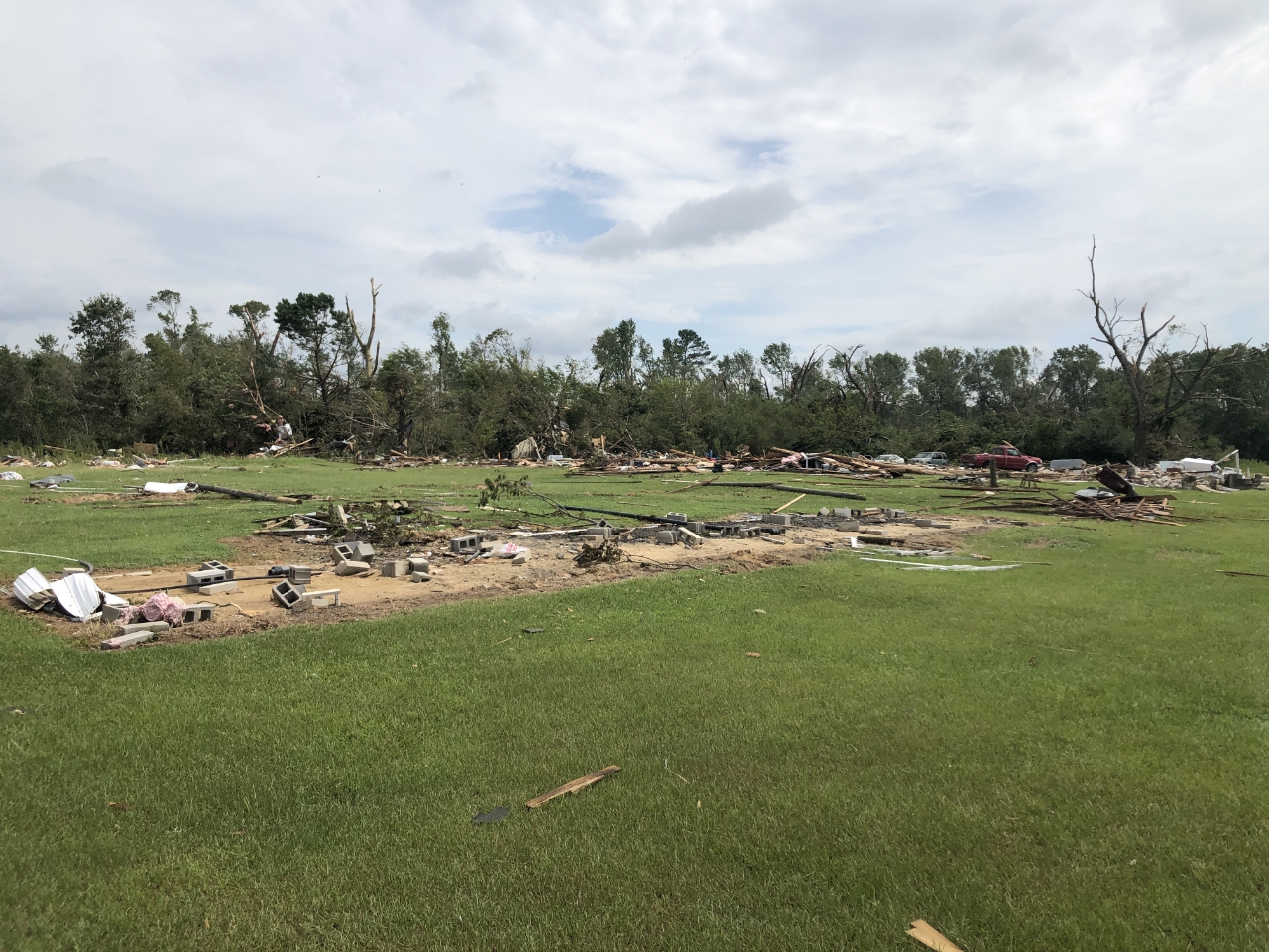 EF3 damage to mobile homes in Windsor, North Carolina.