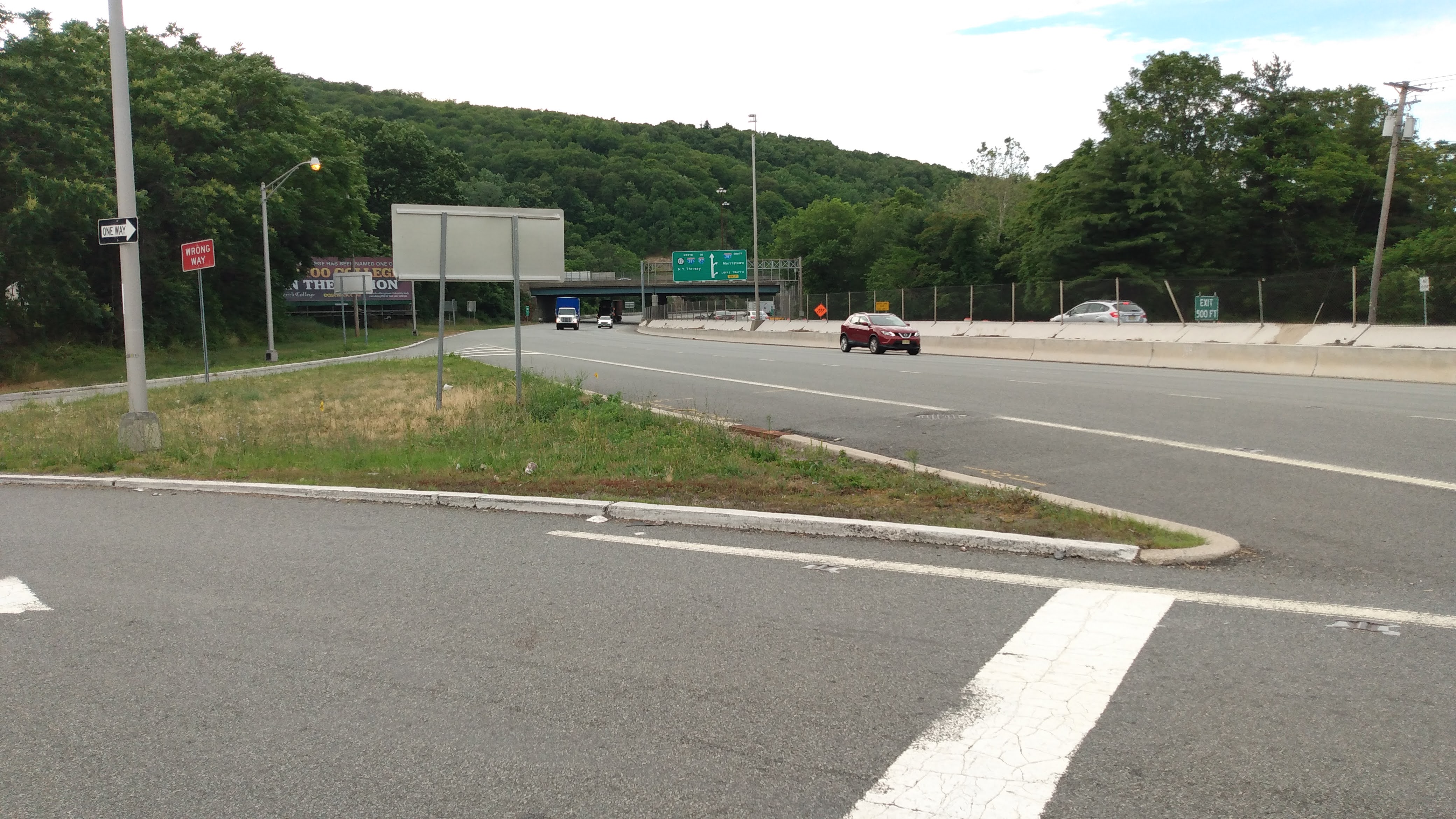 Route 17 in Mahway, New Jersey between US 202 and I-287.