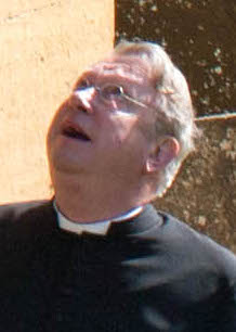 Filming the Father Brown series in Blockley Churchyard (cropped).jpg