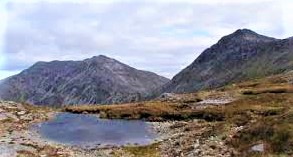 Benbreen (left), and Bengower (right), from summit of Benglenisky