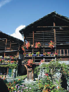 Walser houses in the frazione Pedemonte