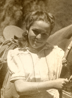 Olga de Amaral vuonna 1944.