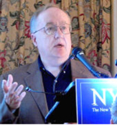 An image of Steven J. Zaloga presenting at the New York Military Affairs Symposium
