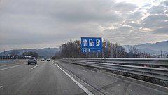 안성맞춤휴게소 500m 표지판 (제천 방면)