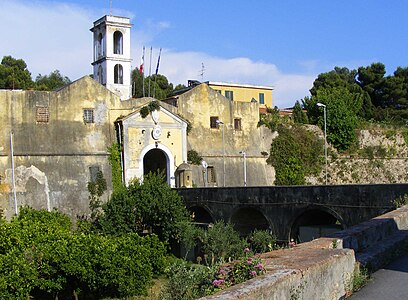 Entrée de la forteresse.