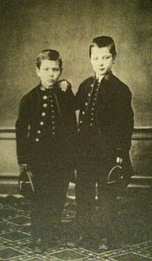 Jules Laforgue et son frère aîné Émile, pensionnaires au lycée de Tarbes (1868).