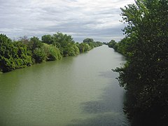 The Aude near its mouth at Salles-d'Aude