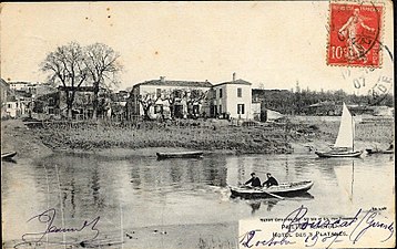 Hôtel des trois platanes