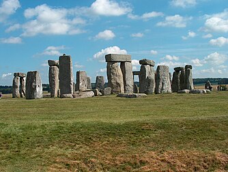 Les pierres du site de Stonehenge en Angleterre. (définition réelle 2 272 × 1 712)