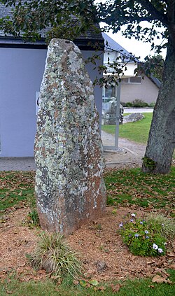 Image illustrative de l’article Menhir de Keredol