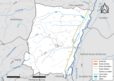 Carte en couleurs présentant le réseau hydrographique de la commune