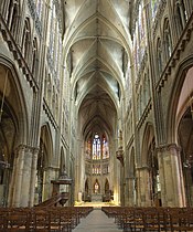 Nef gothique de la cathédrale Saint-Étienne de Metz (Moselle, Lorraine)