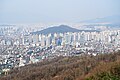 아차산에서 바라본 서울 동부권의 모습
