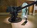 Front of QF 4 inch mk IV gun in Imperial War Museum