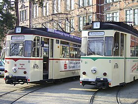 車庫で並ぶナウムブルク市電の電車