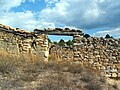 Entrada a corral y descubierto en Mas del Olmo, Ademuz (Valencia).