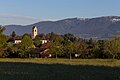 Altes Schulhaus und Kirche