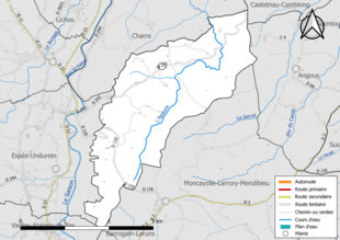 Carte en couleur présentant le réseau hydrographique de la commune