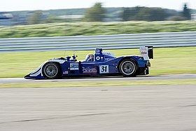 Lola B05/40