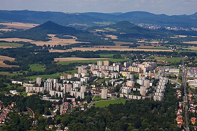 Panelaks du quartier Lada et route vers Nový Bor.