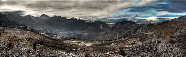 Panorama of the mine