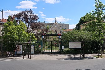 Hôpital Chardon-Lagache, place de l'Église-d'Auteuil.