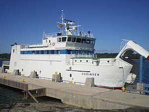 M/S Gudingen vid Kökars färjfäste