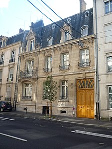 Maison Loppinet.