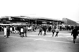 Esplanade du stade, en 1989.