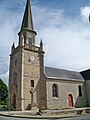 La façade extérieure de l'église paroissiale.