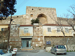 Entrée monumentale de l'Heptapyrgion