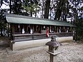 末社十社(左から若宮八幡宮・皇大神宮・春日社・厄神社・野々宮社・愛宕社・上高良社・下高良社・琴比羅社・多賀社)