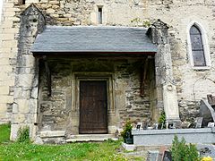 Le porche de l'église.