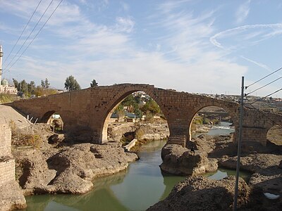 جسر دلال (العبَّاسي) في مدينة زاخو