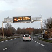 Signal XA24 sur la D 137 entre La Rochelle et Rochefort.