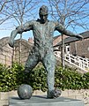 Statue de Jackie Milburn devant le stade.