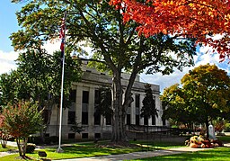 McNairy County Courthouse i Selmer.