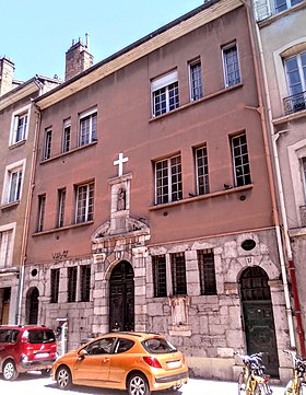 Entrée de l'actuelle chapelle de l'Adoration, 17, rue Voltaire à Grenoble