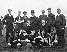 L'équipe de football du Standard Athletic Club en 1898