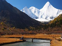 Monte Jampelyang, cordillera de Yading, suroeste de Sichuan.