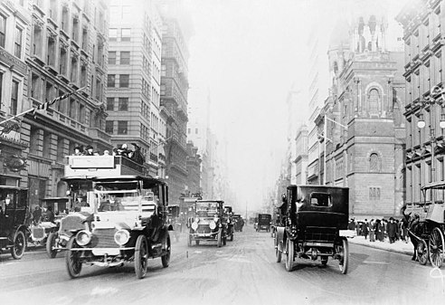 Fifth Avenue, 1918
