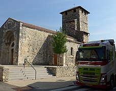 Église romane Saint-Étienne de Mélas.