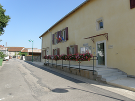 The town hall in Morelmaison