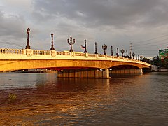 Jones Bridge sunset