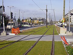 L'infrastructure du tramway T2 en cours de finition à Colombes le 28 octobre 2010.